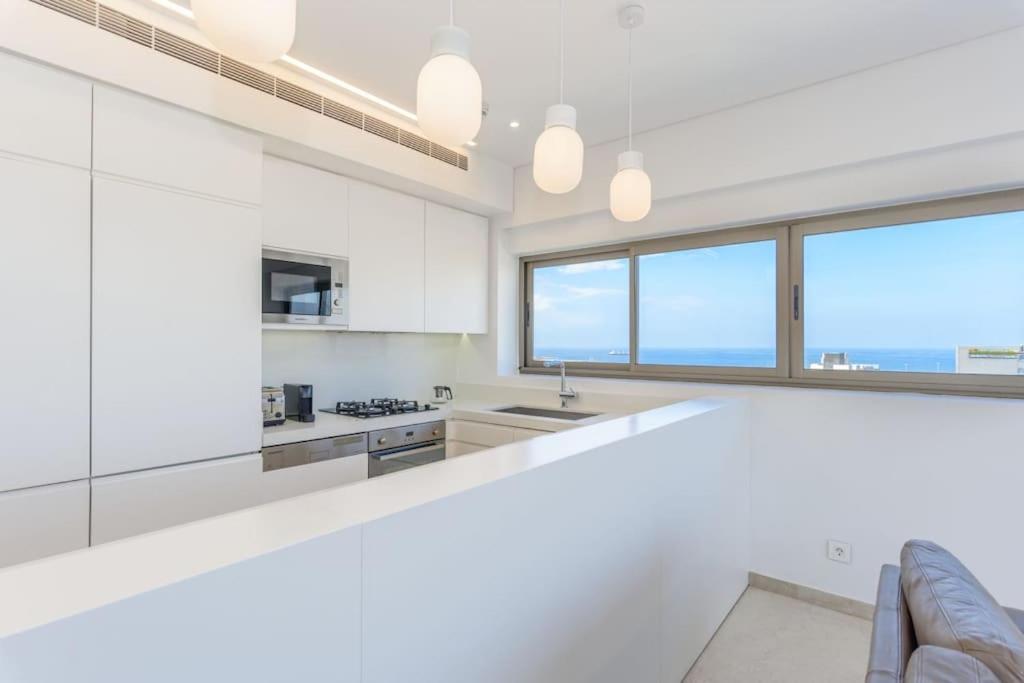 Aphrodite 2-bedroom In Mar Mkhayel *