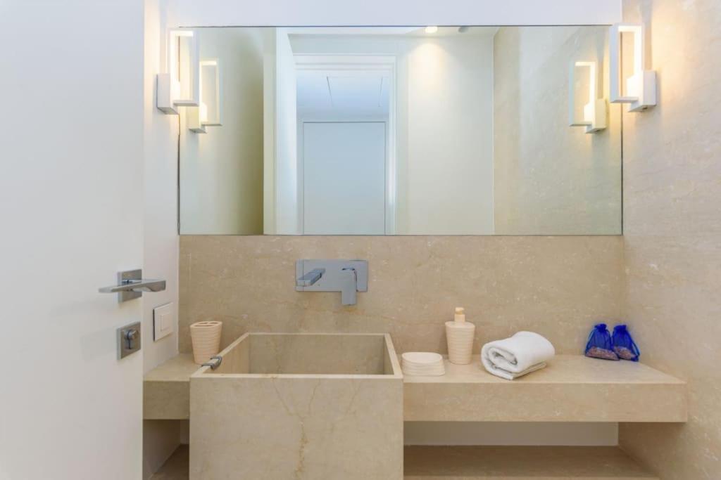 Aphrodite 2-bedroom In Mar Mkhayel Apartment *