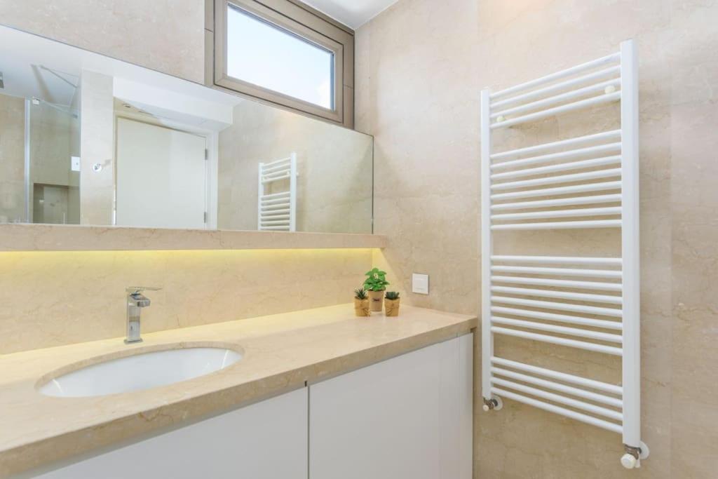 Apartment Aphrodite 2-bedroom In Mar Mkhayel